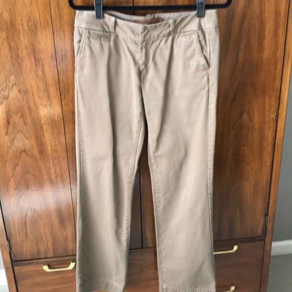 FRX khakis in EUC - size 28